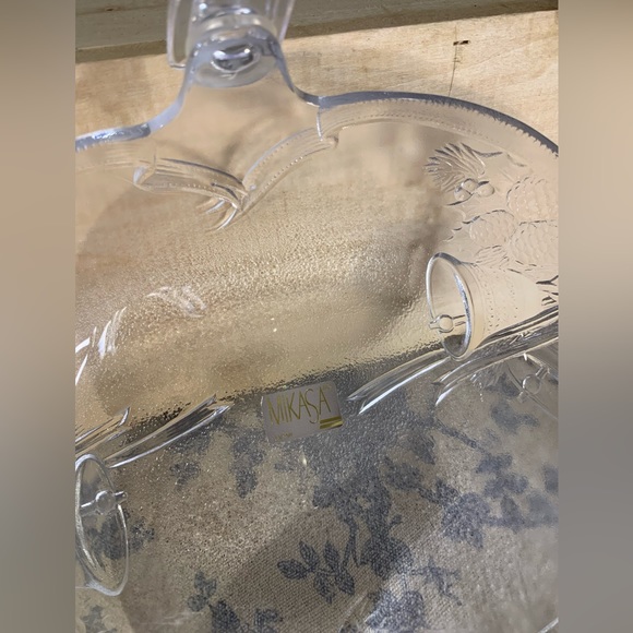 VTG Mikasa Holiday Bells Embossed Handled Basket Christmas - Picture 8 of 10